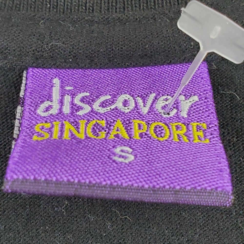Discover Singapore City Scape Two-Sided T-Shirt Sz Small - Picture 5 of 5